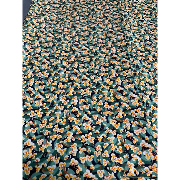 Floral Cotton Fabric 1 Yard Green & Yellow 36" Wide Sewing & Crafts Material - Picture 1 of 13